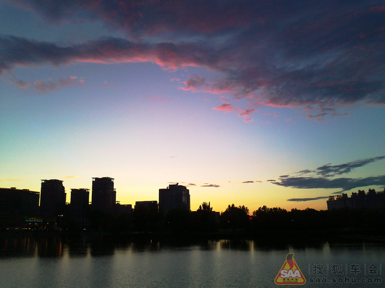 Img8008012_780.jpg