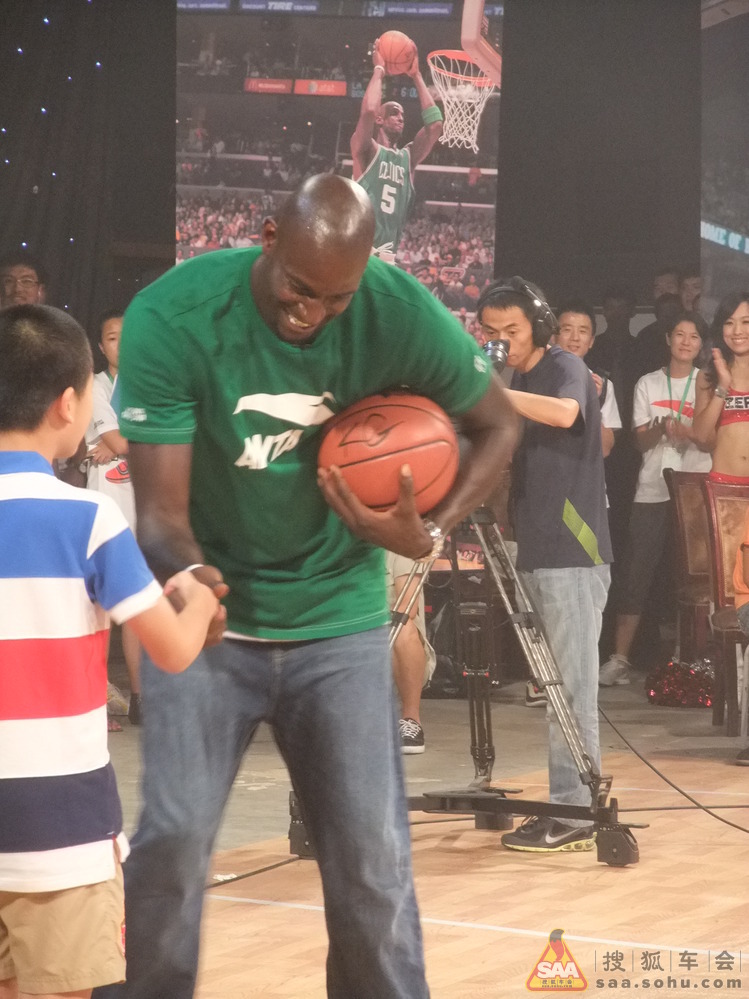 8.20凯文加内特录制小崔说事有幸参加 - 北京