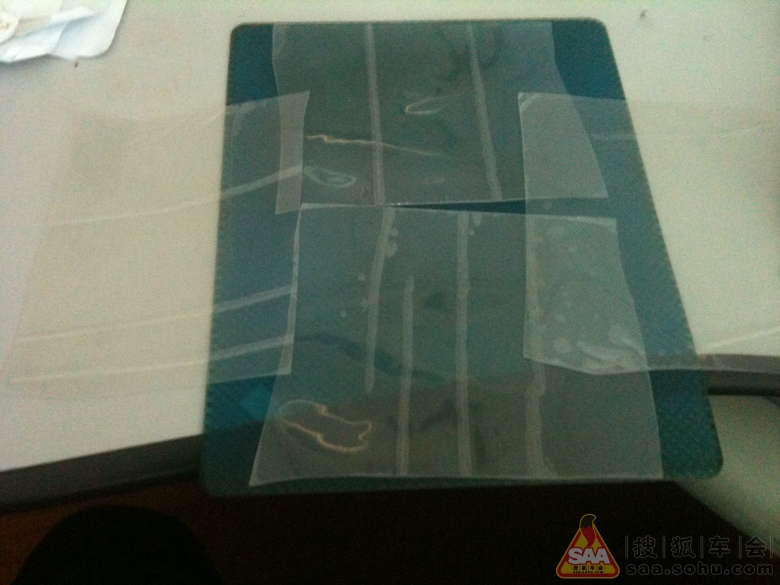 有折横还有气泡, 公社和搜狐车标 平衡杆 缓冲胶垫高清图片