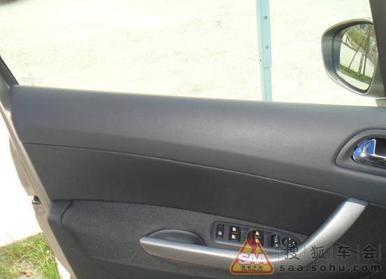 幸福是比较级,咱开着408非常不厚道的得瑟一下