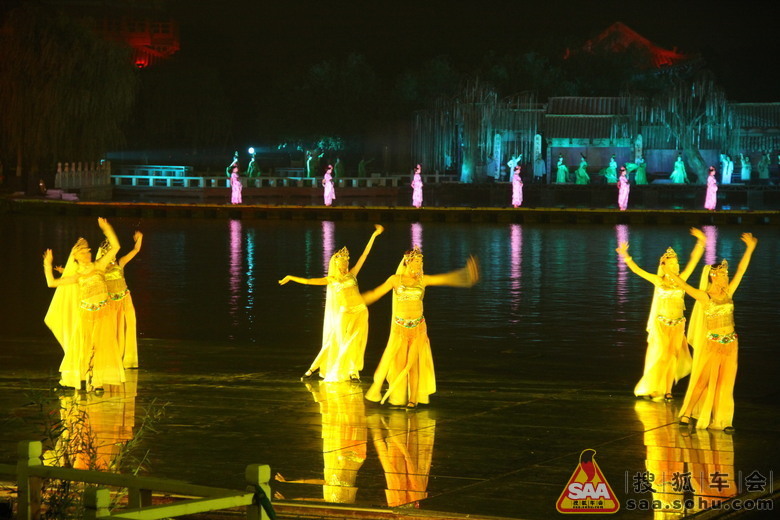 【自驾开封】清明上河园内东京梦华实景表演_