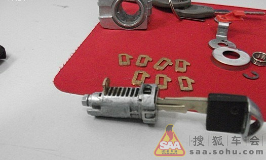 教你给轩逸换门锁芯!