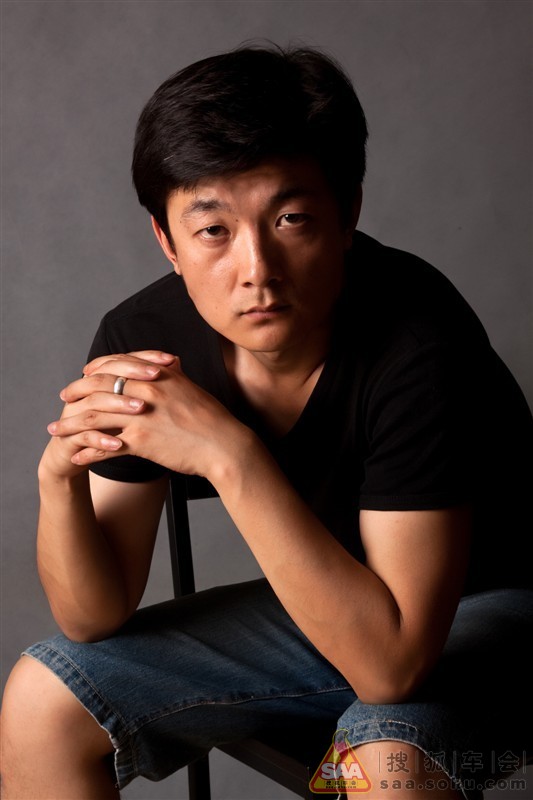  经营婚姻 像驾车-记青年 演员 牟健平 - 宝马3系车