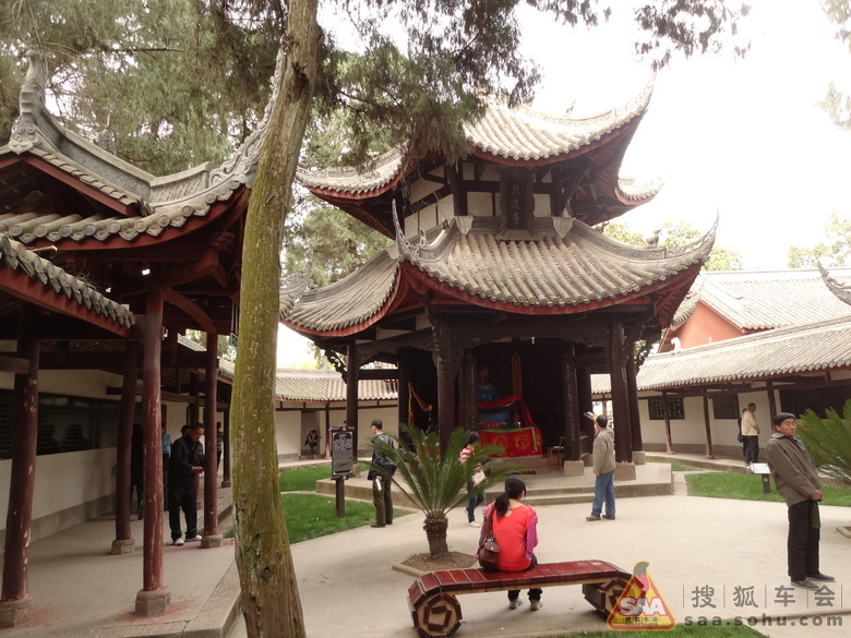 清明节游金华山--是四川遂宁市射洪县的金华山