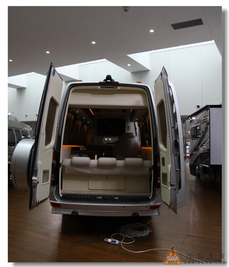 9月南京车展上有房有车的美好生活