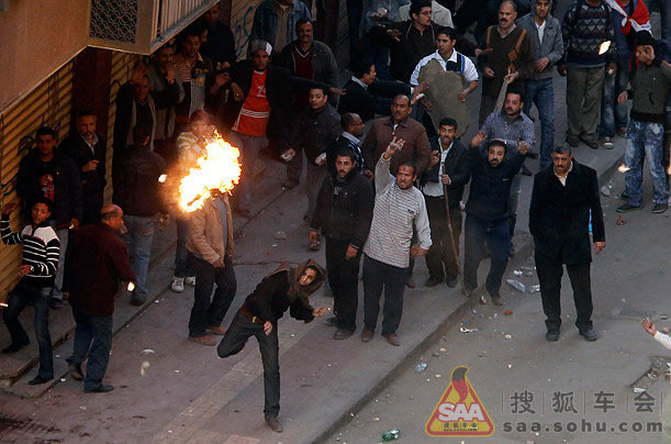 埃及人为什么要带头盔_宝马车友会