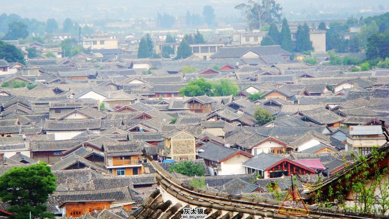 云南大理的特色民居_自驾游