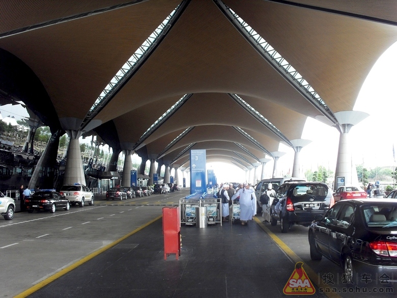 Img3406192_780.JPG