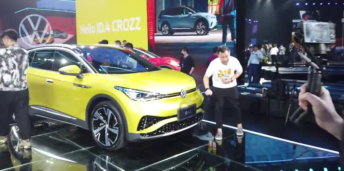 大众ID.4国内首发，设计炸裂、后轮鼓刹