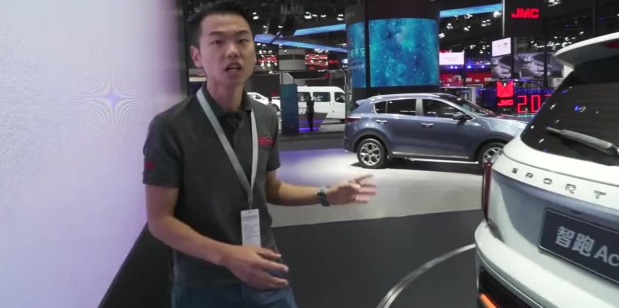 “硬”得让人惊喜，广州车展快评起亚智跑Ace