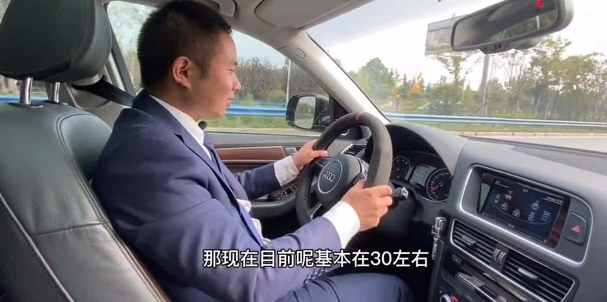 奥迪Q5试驾感受，第一代的机械四驱和ZF8AT变速箱让人怀念