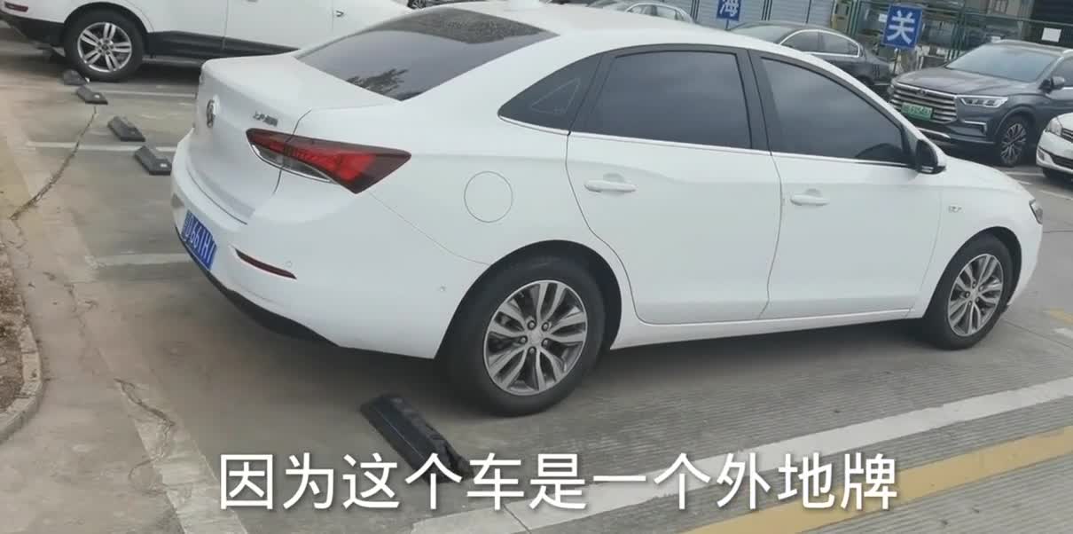 刚收一台19年别克英朗1.3T，2万公里 看车行卖多少  性价比如何