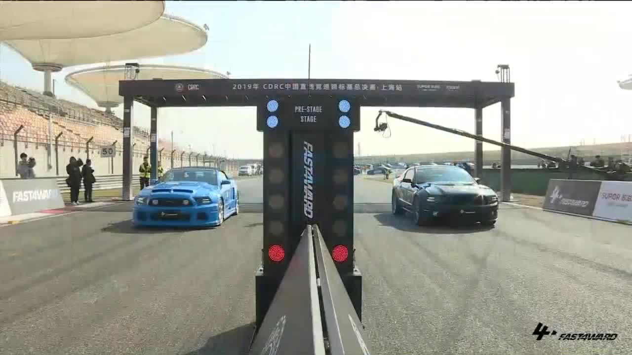 FAST4WARD直线竞速赛 - 谢尔比GT500敞篷与硬顶的对决，你更看好谁？