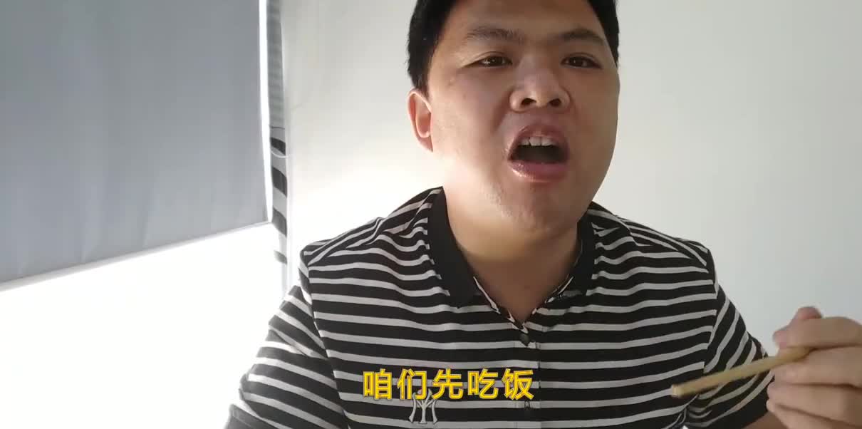 3万预算家用7坐商务车怎么选择？看这台15年的手动宝骏730性价比