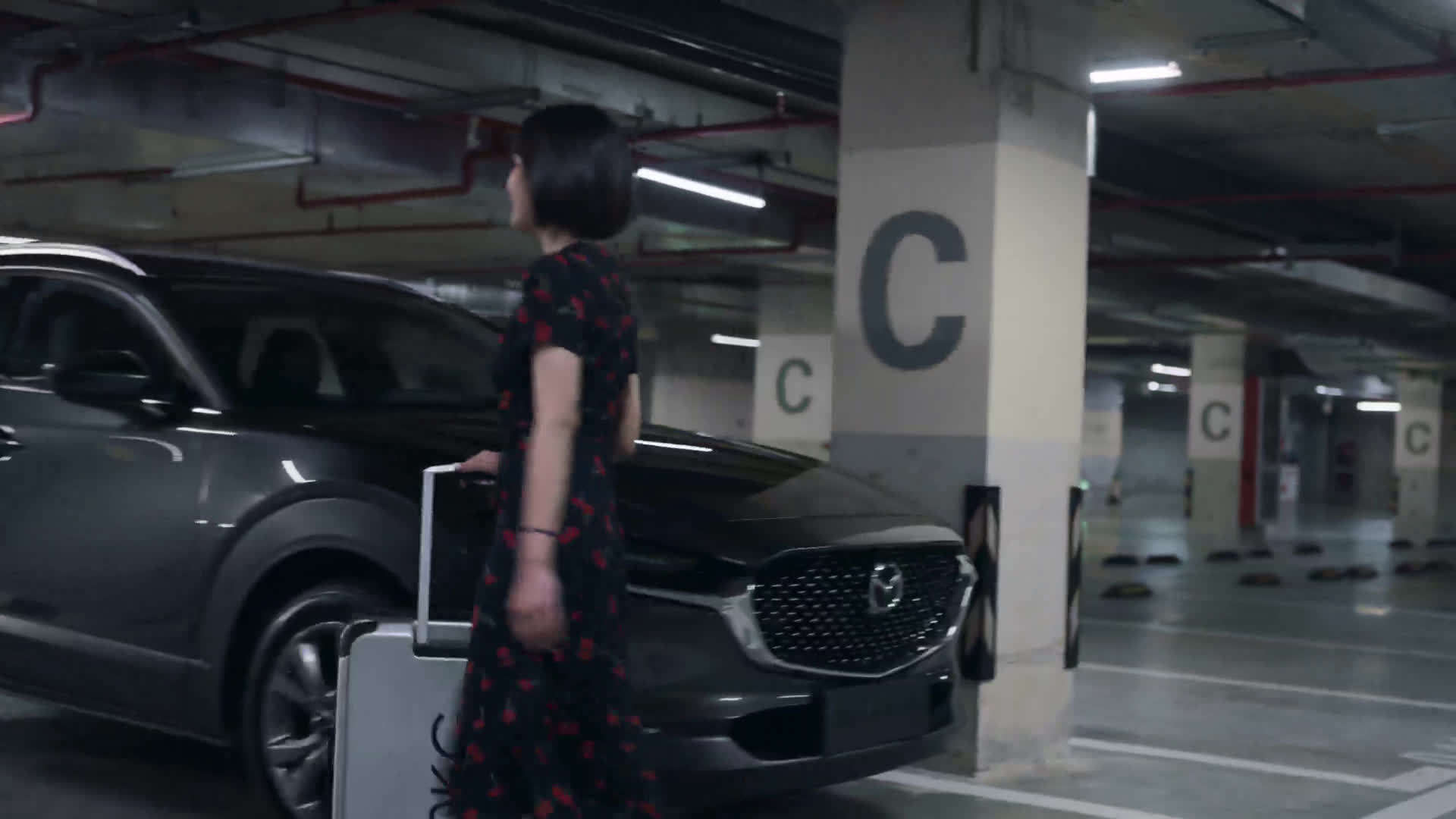 长安马自达CX-30宣传视频-宽敞便捷