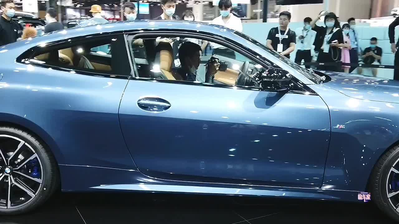 宝马4系 尔康同款大鼻孔 造型更霸气，2.0T＋8AT