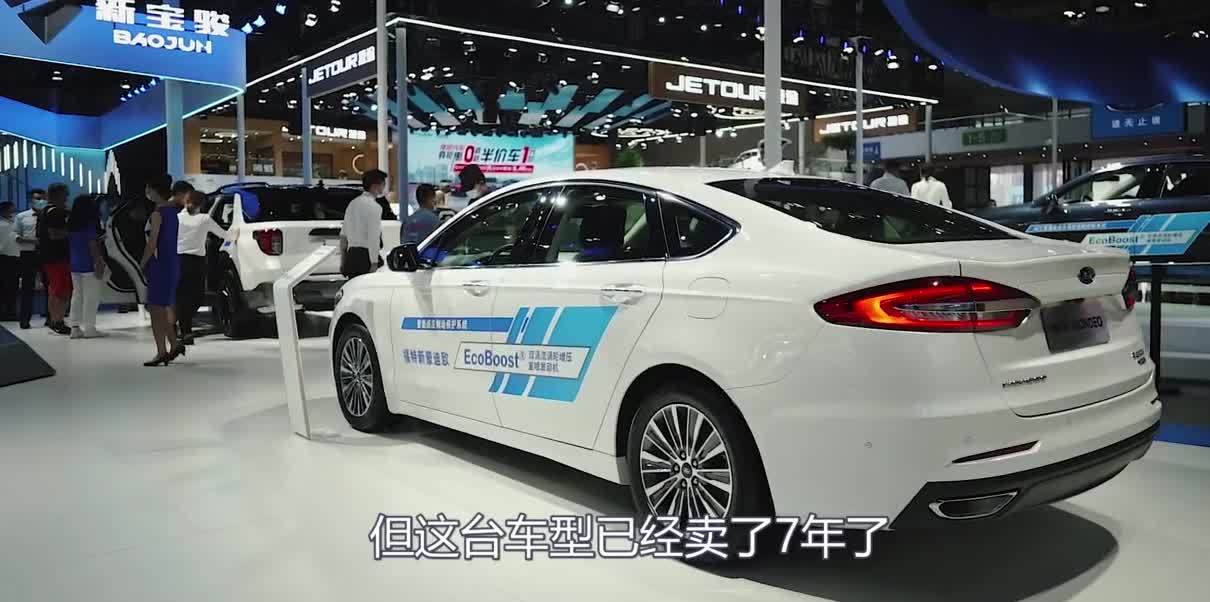福特这次总算想通了！最高幅度近4万，福克斯才8万多，锐际送油卡