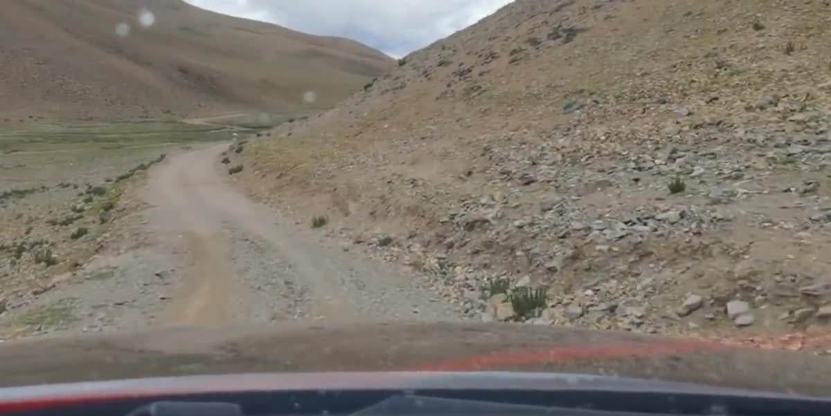 长安CS95横穿阿里中线无人区，实况录像记录2，无网络无信号。