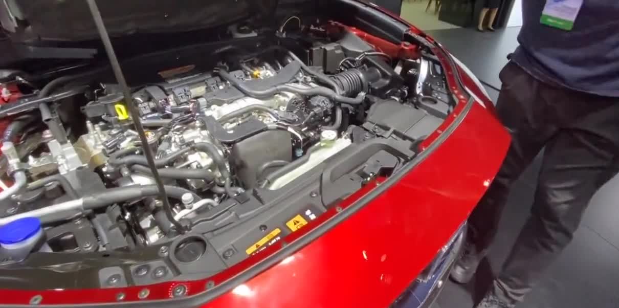 终见其身，马自达CX-30全新压燃发动机全貌