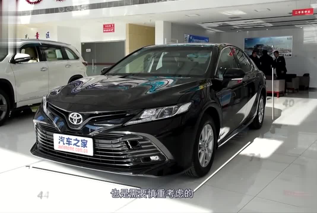 可以放弃宝马1系了！车身近5米，售价连19万都不到！