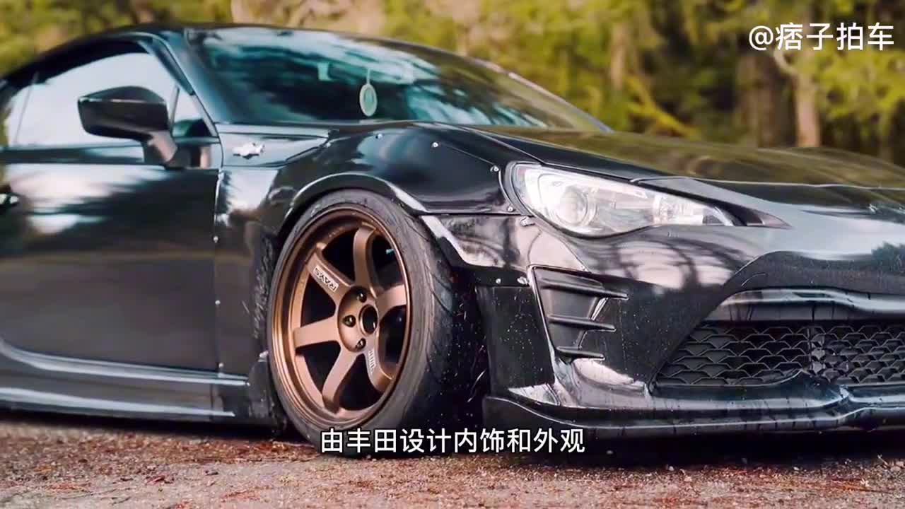入门级“平民”小跑车，丰田86和斯巴鲁BRZ，到底该如何选择呢？