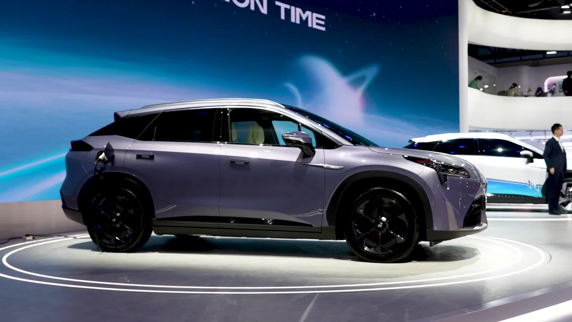 续航突破1000KM 广汽埃安Aion LX PLUS抢先看