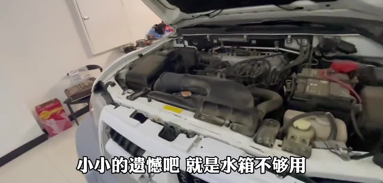 这台10年上牌的三菱帕杰罗，无人区总能见到它，如今二手值多少？