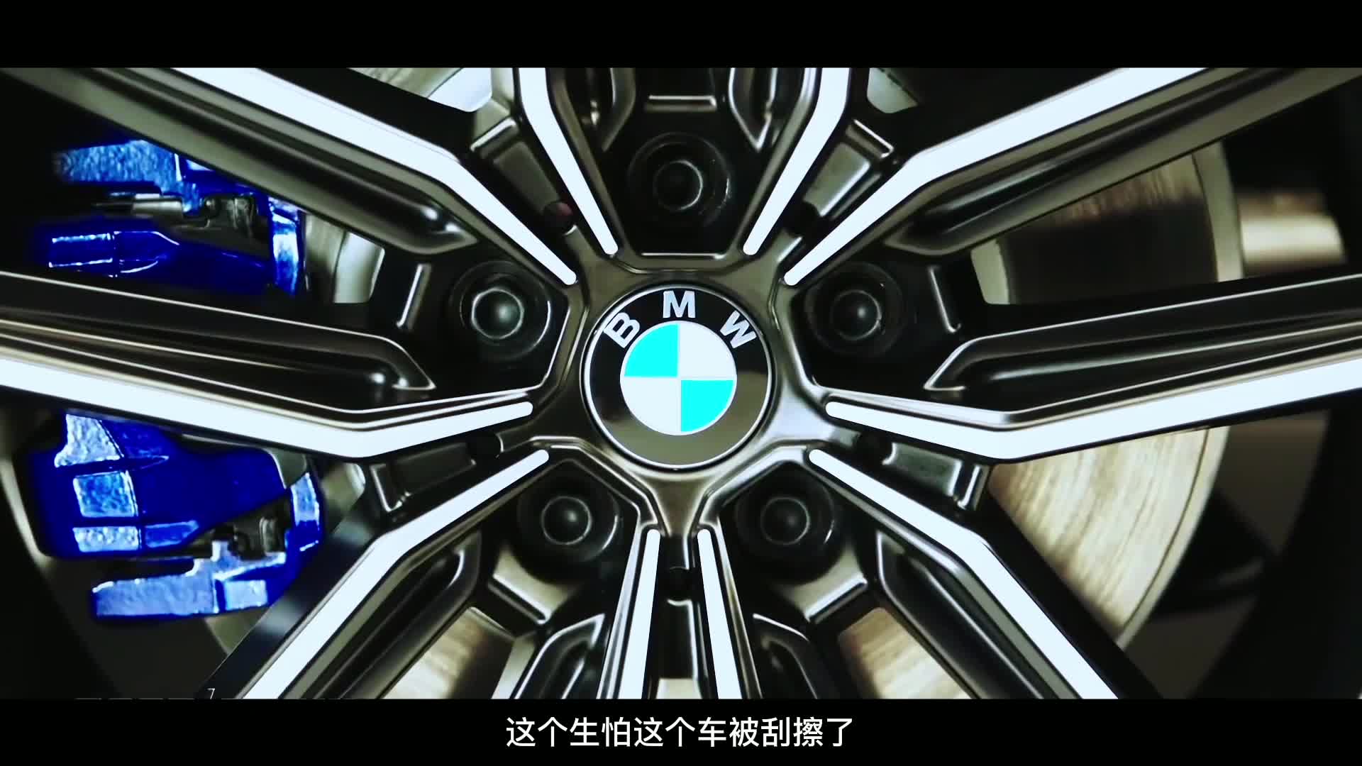 百万级的宝马M4车门煮饭 这样的行为可取吗？