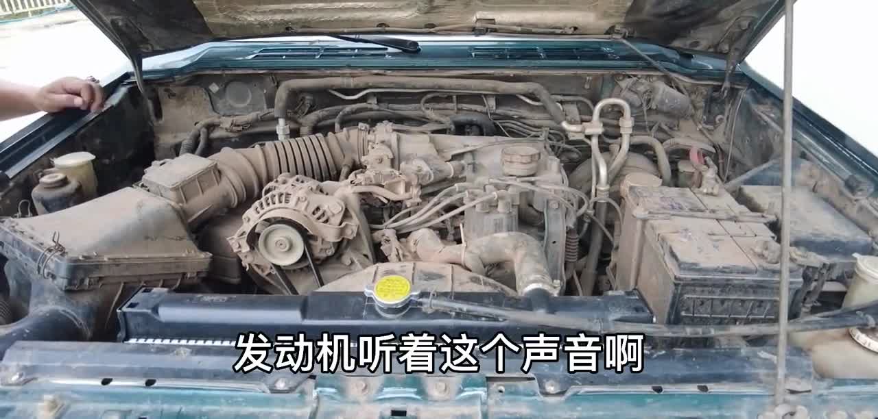 98年纯进口的三菱帕杰罗V33、发动机声浪美到爆、带超选四驱