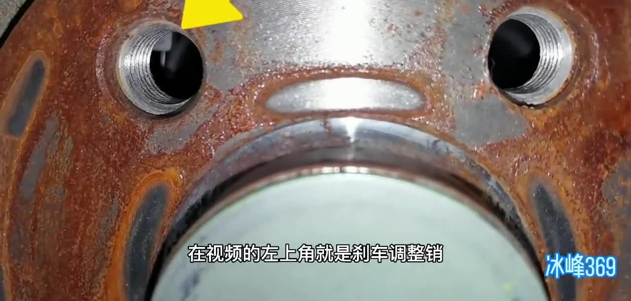 大众桑塔纳后轮刹车鼓怎么拆卸？非常简单