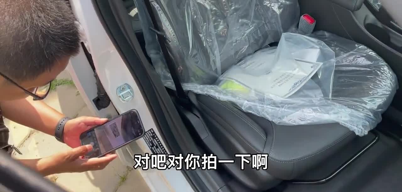 河南小伙喜提爱车别克英朗，给他省了好几千，落地价不到9W呢！