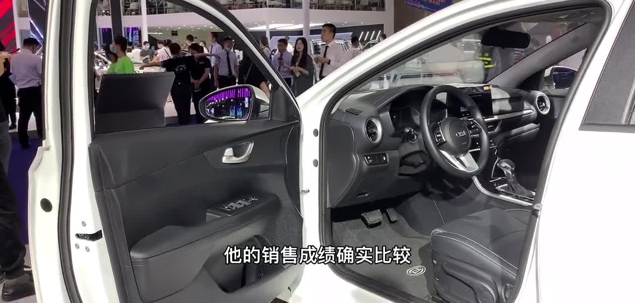 上市10.98万，现降幅近2万，起亚K3到底能不能买？高配才10万