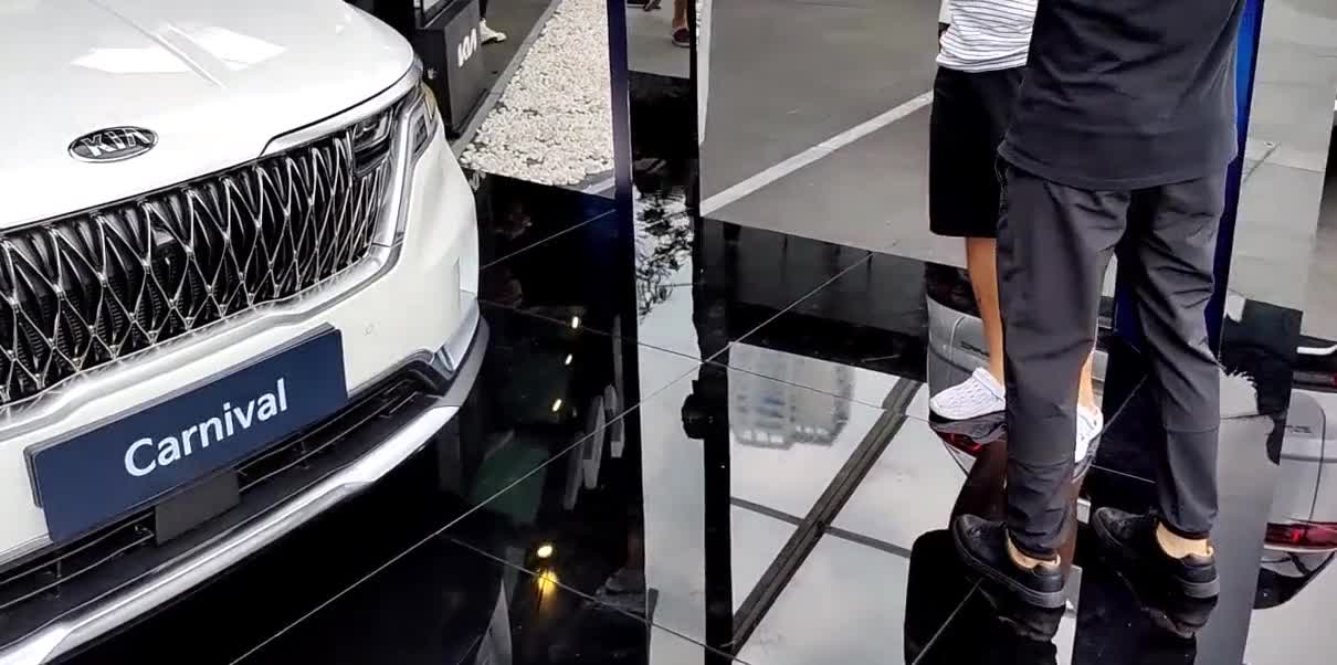 披着SUV皮的MPV，来看起亚嘉华有多大