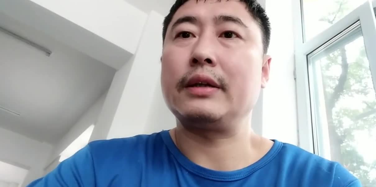 开完马自达阿特兹，再开大众迈腾，差距太大，这些骗人的车企
