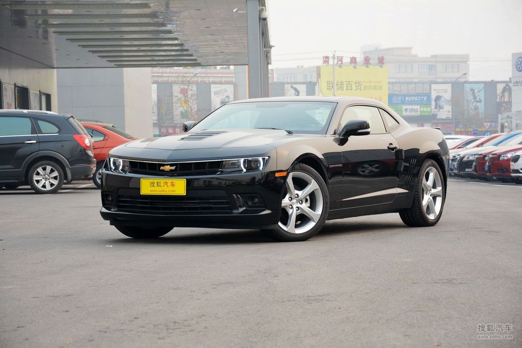 2015款雪佛兰科迈罗camaro 3.6l rs