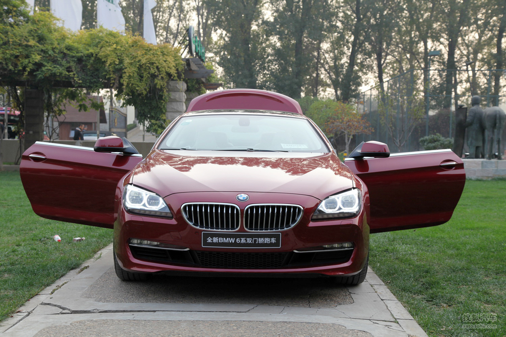 宝马650i双门硬顶款试驾