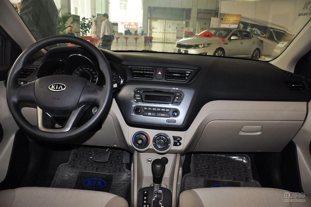 【 起亚k2三厢高清图片】_2011款 1.