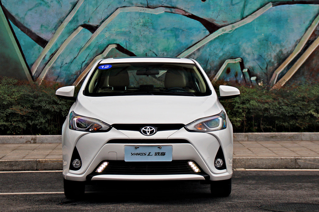 丰田yaris l 致享