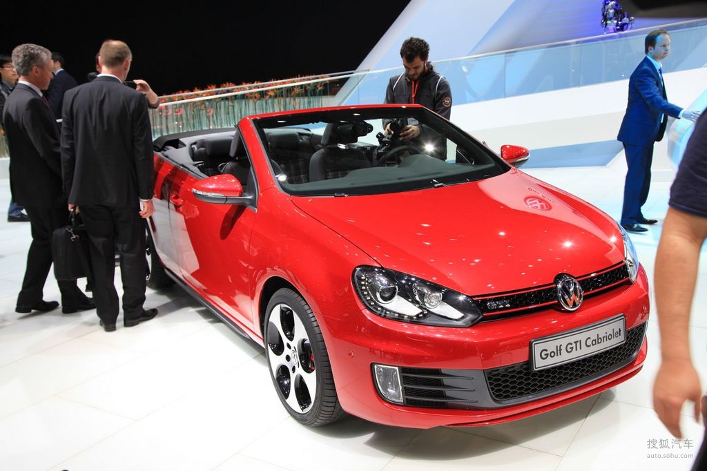 全新大众高尔夫gti敞篷版日内瓦车展实拍