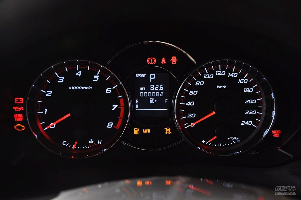 【 斯巴鲁森林人高清图片】_浅色内饰_内饰_搜狐汽车网