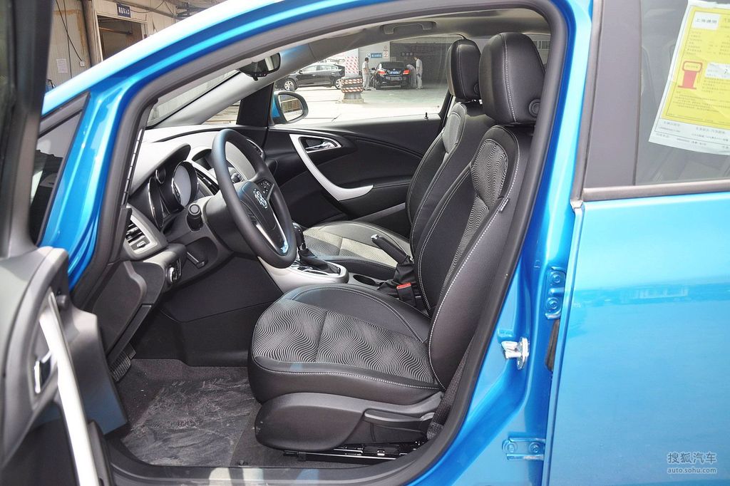 【 别克英朗xt高清图片】_黑色内饰_内饰_搜狐汽车网