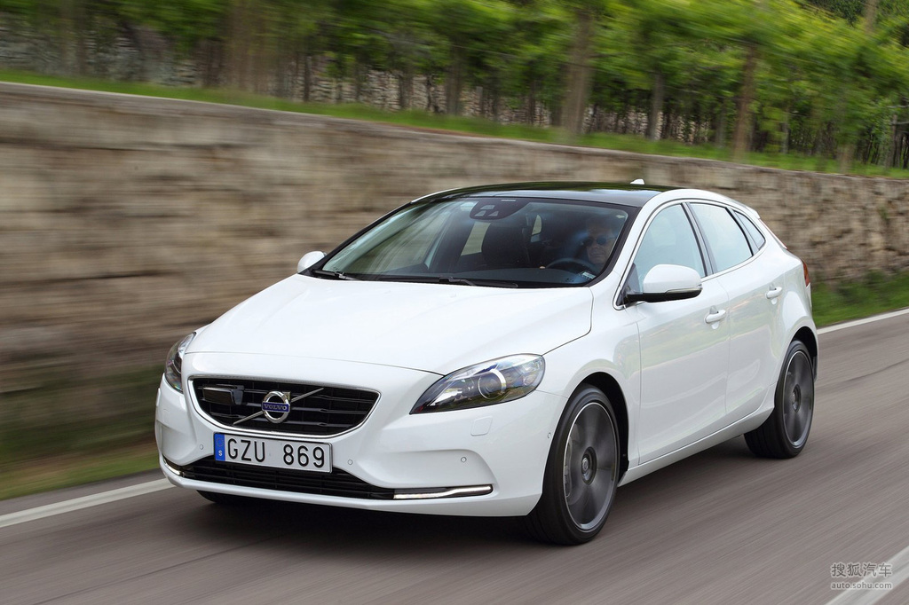 2013款沃尔沃v40
