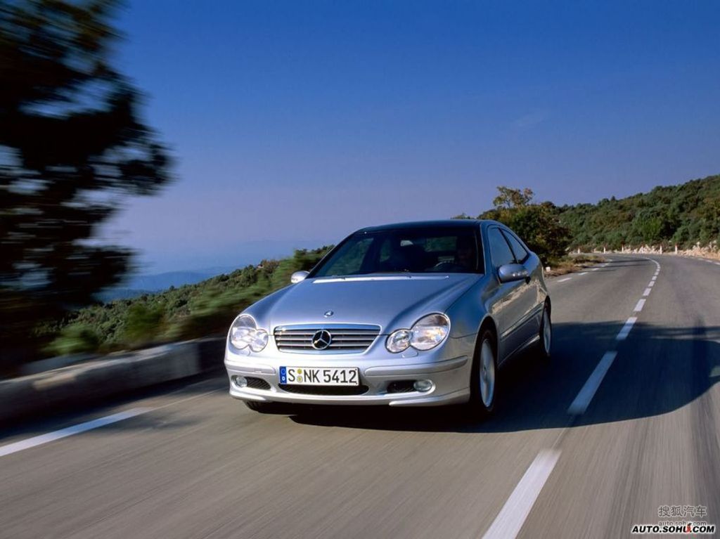 2000款奔驰c220cdisportcoupe