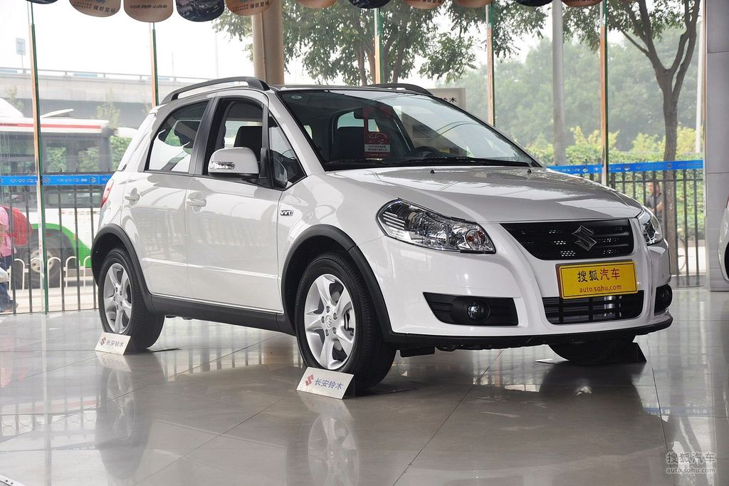 2011款鈴木天語sx4 1.6l手動靈動型