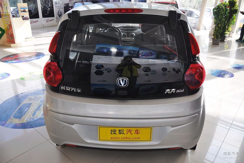 【 长安奔奔mini高清图片】_银色_外观_搜狐汽车网