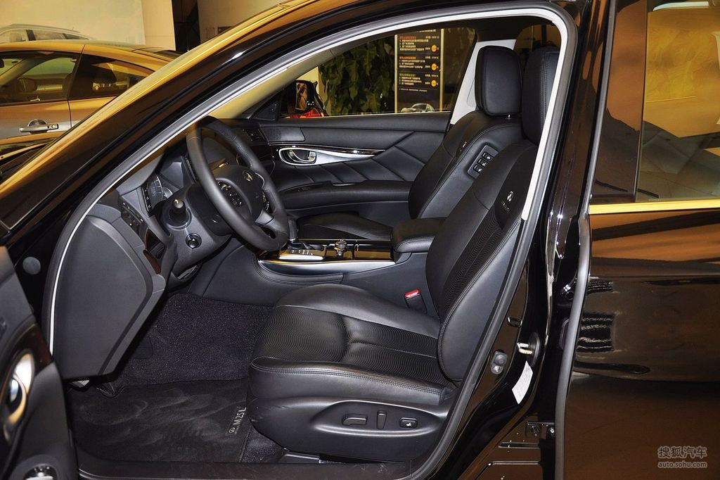 【 英菲尼迪q70高清图片】_黑色真皮_内饰_搜狐汽车网