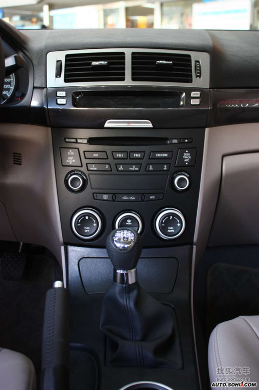 08万     询底价看配置 09款奔腾内饰     提示:支持键盘翻页 &larr