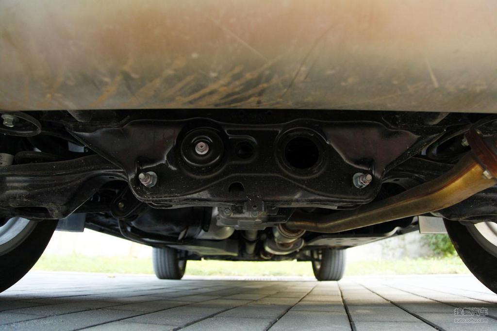 【 讴歌rdx高清图片】_底盘发动机_搜狐汽车网