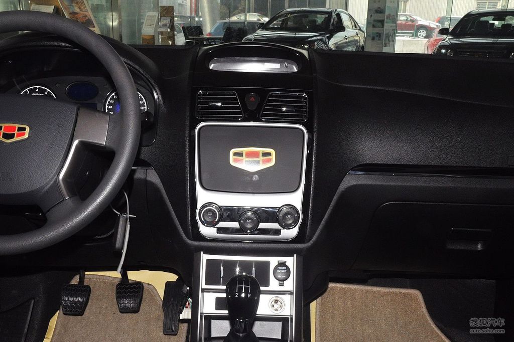 吉利经典版帝豪两厢