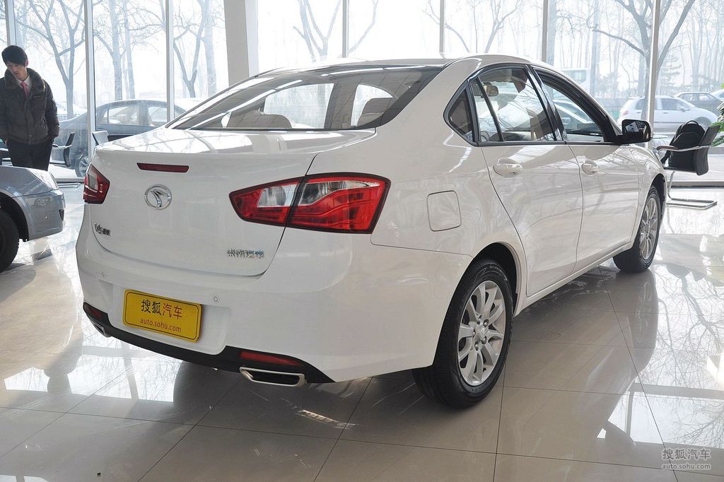 【 东南v5菱致高清图片】_2012款 1.